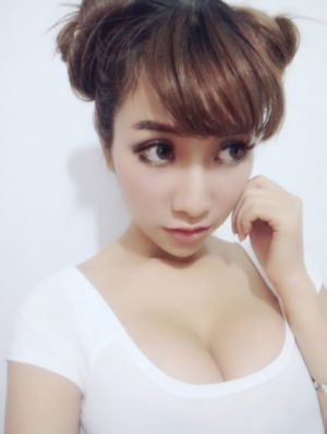 夫の目の前で犯さ在线观看
